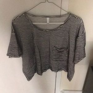 Loose fit cropped tee